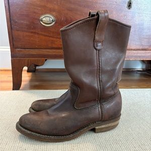 Vintage Men’s Red Wing Style 1155 11 inch pull on boot Pecos style